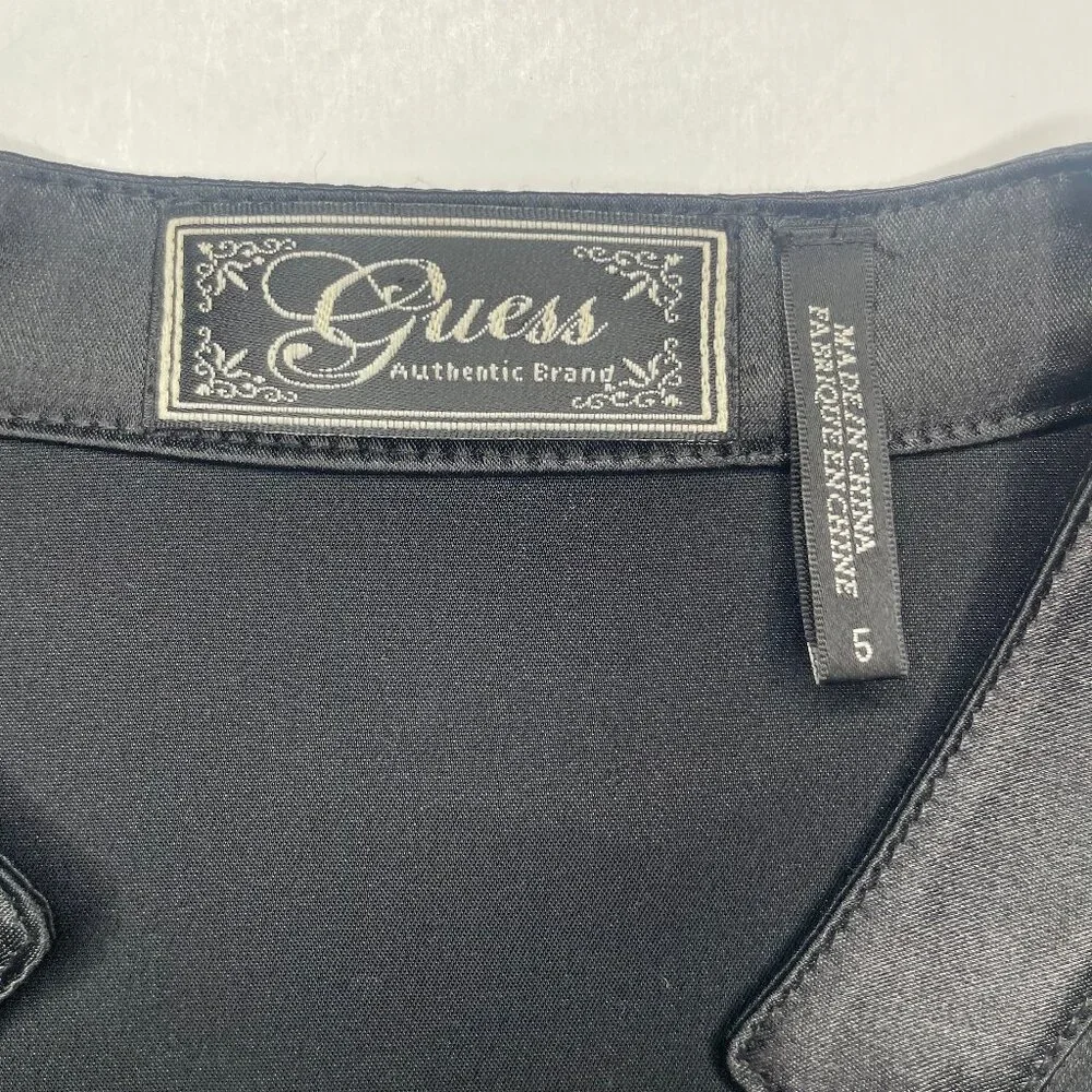 Guess features slinky